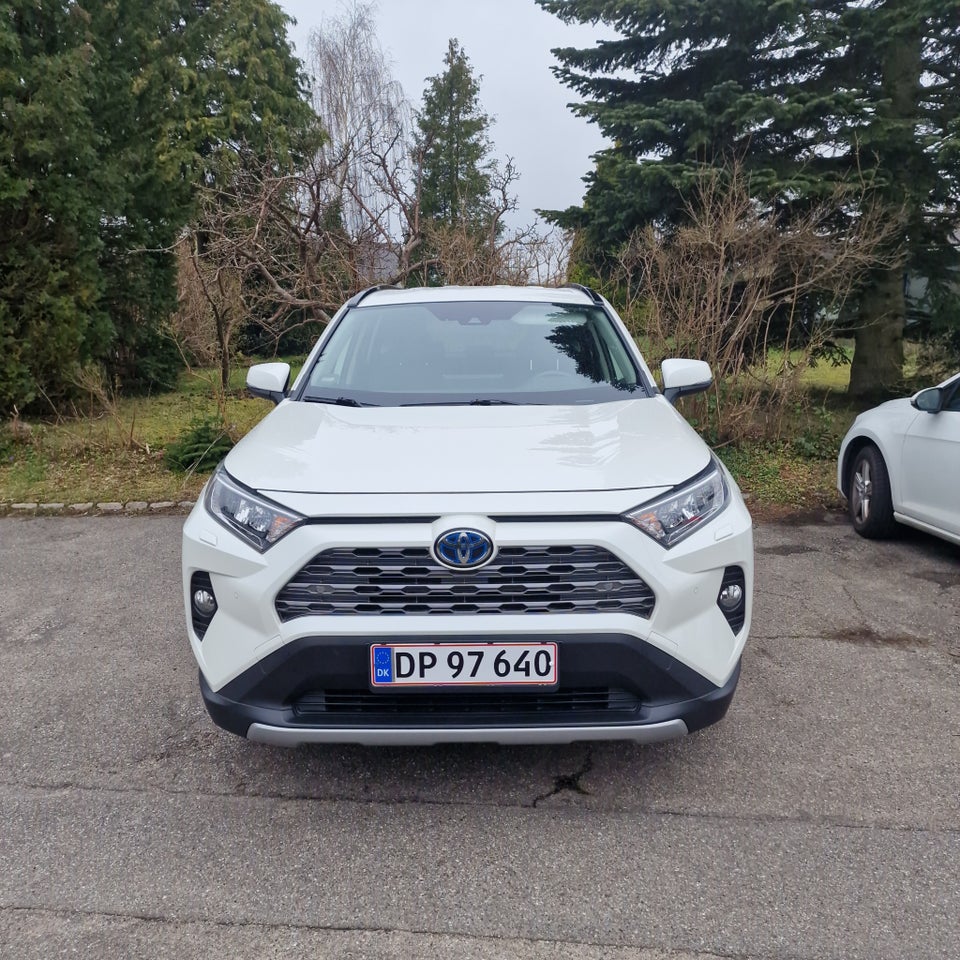 Toyota RAV4 2,5 Hybrid H3 Style MDS 5d