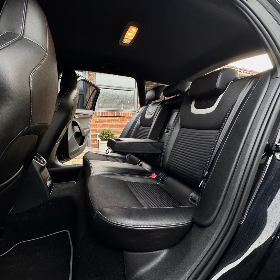 Skoda Octavia 2,0 TSi 220 RS Combi DSG 5d