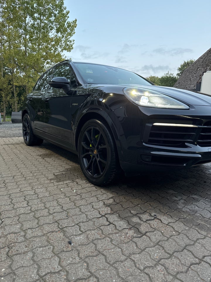 Porsche Cayenne 3,0 E-Hybrid Tiptr. 5d