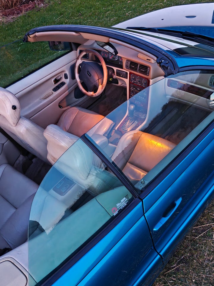 Volvo C70 2,4 T Coupé aut. 2d