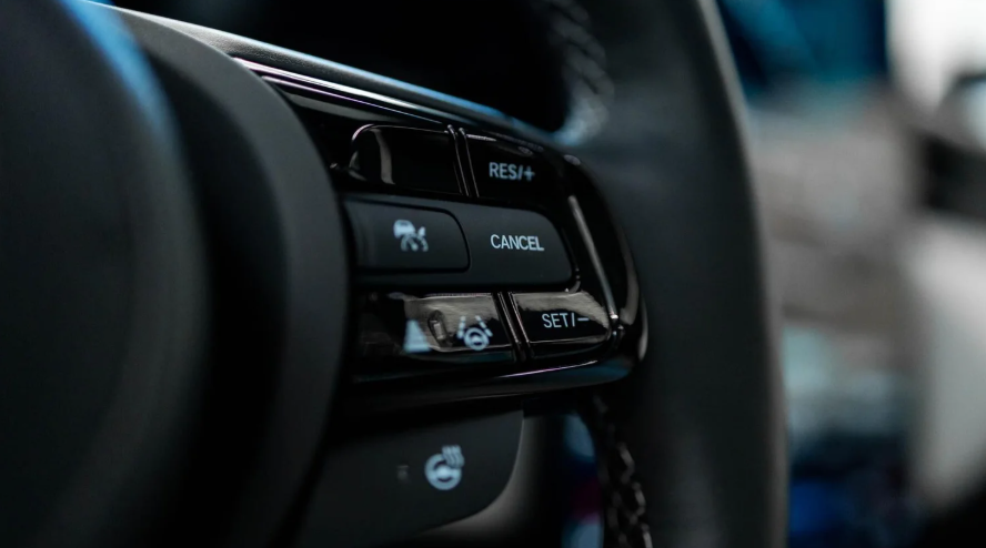 Honda e:Ny1 Advance 5d