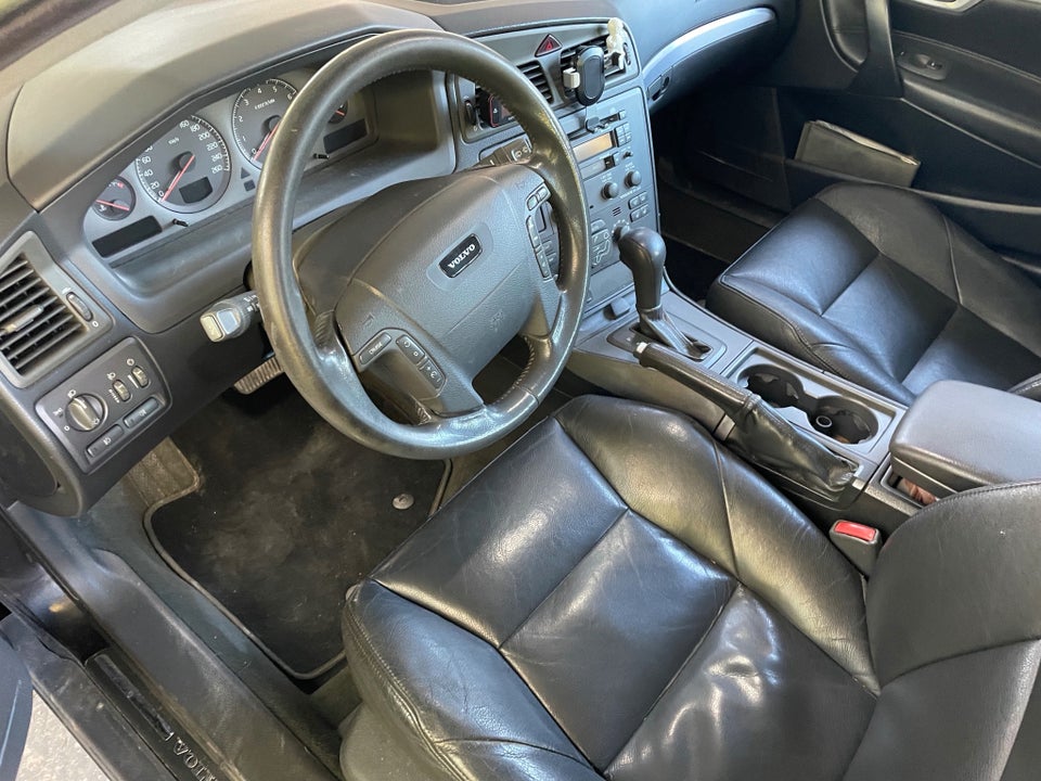 Volvo V70 2,4 T5 aut. 5d