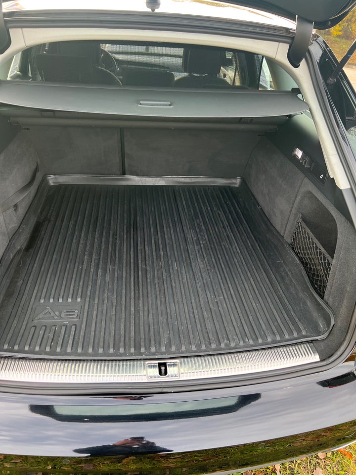 Audi A6 3,0 TDi 218 S-line Avant S-tr. 5d