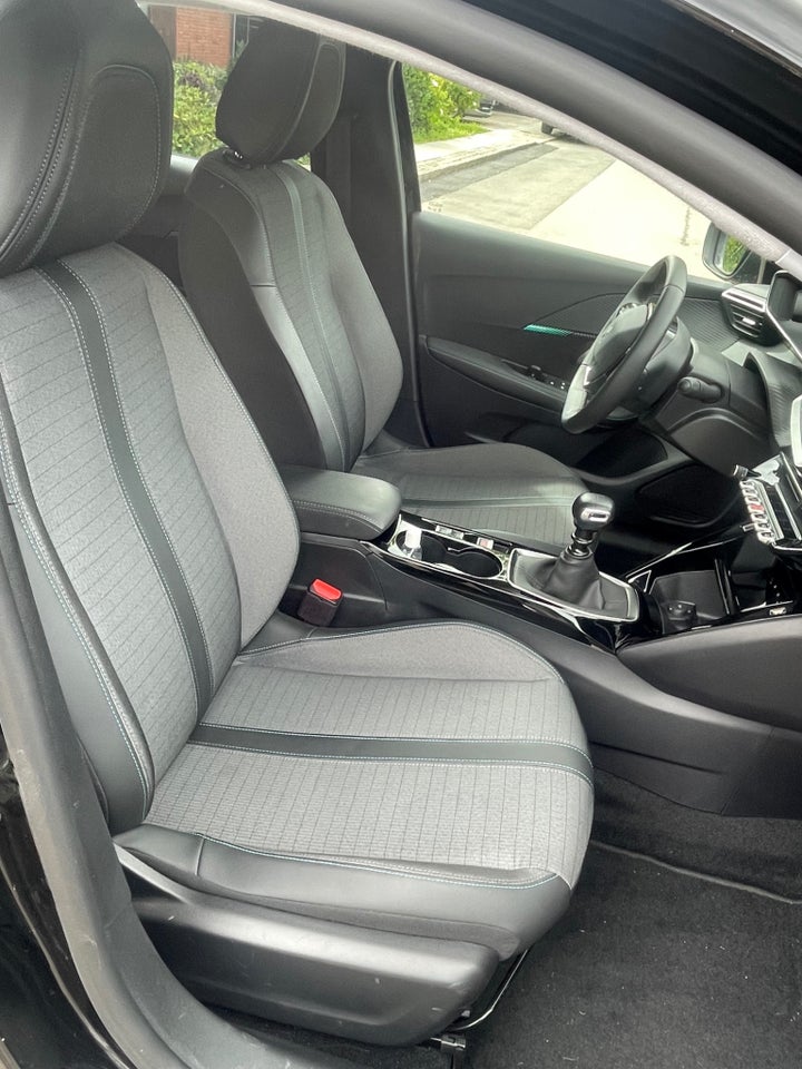 Peugeot 208 1,2 PureTech 100 Allure Pack 5d