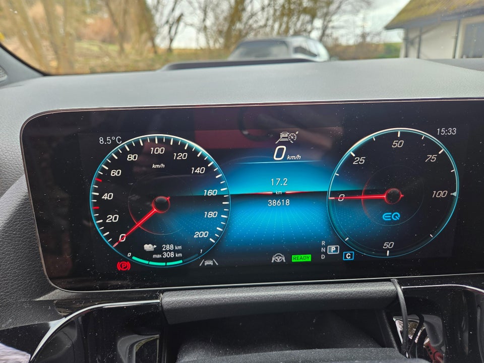 Mercedes EQA250 Progressive 5d