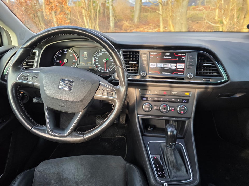 Seat Leon 1,6 TDi 110 Style ST DSG 5d