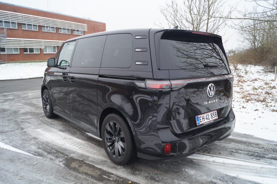 VW ID.Buzz 77 Style SWB 5d