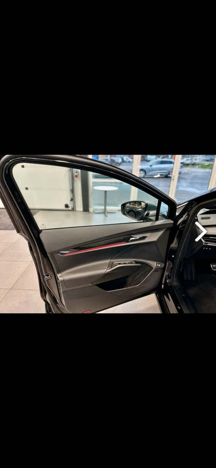 Skoda Enyaq 85x iV Laurin & Klement Coupé 5d