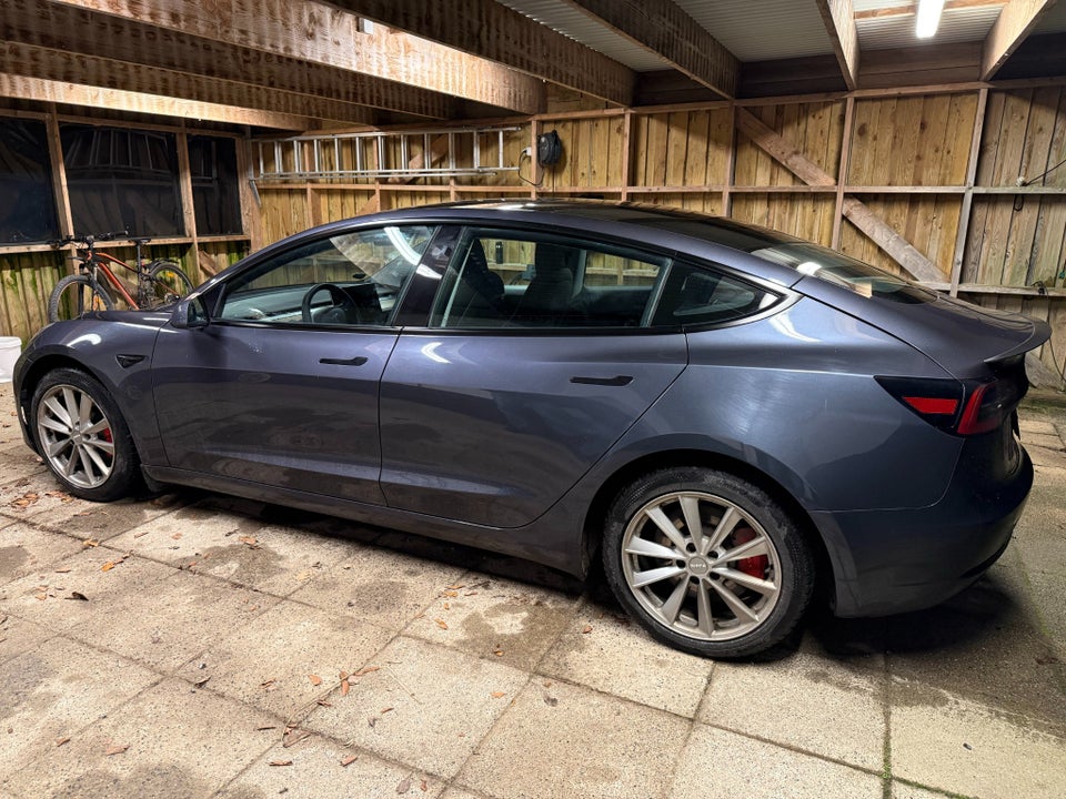 Tesla Model 3 Performance AWD 4d