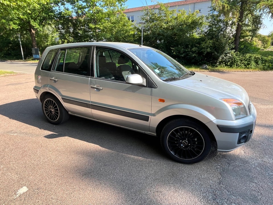 Ford Fusion 1,4 TDCi 68 Trend 5d