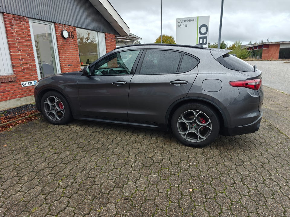 Alfa Romeo Stelvio 2,2 JTD 210 Super aut. Q4 5d