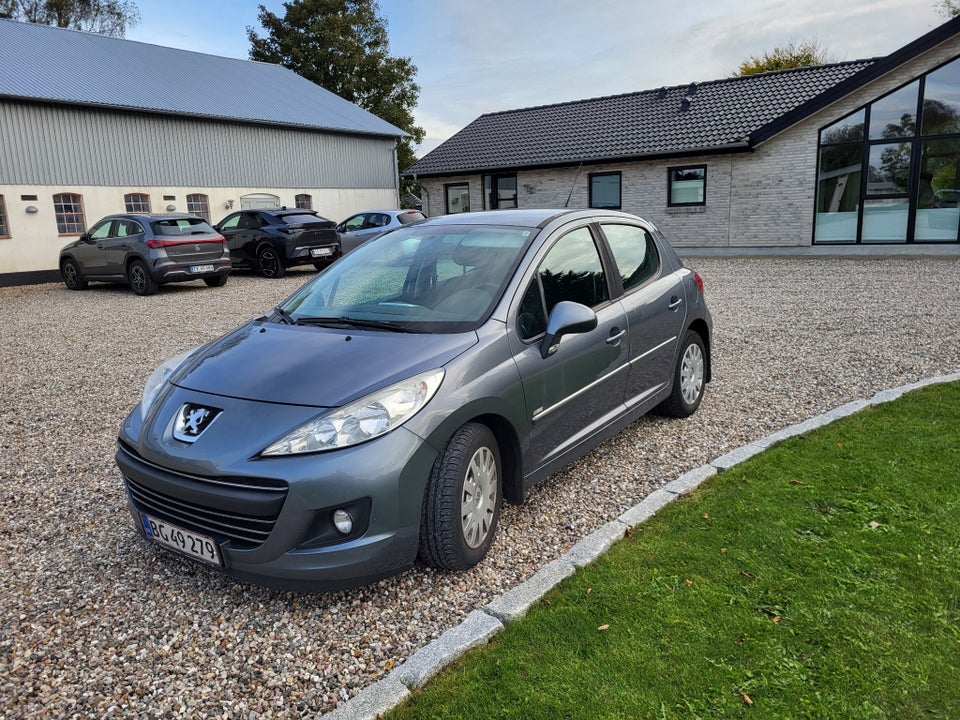 Peugeot 207 1,6 HDi 90 5d