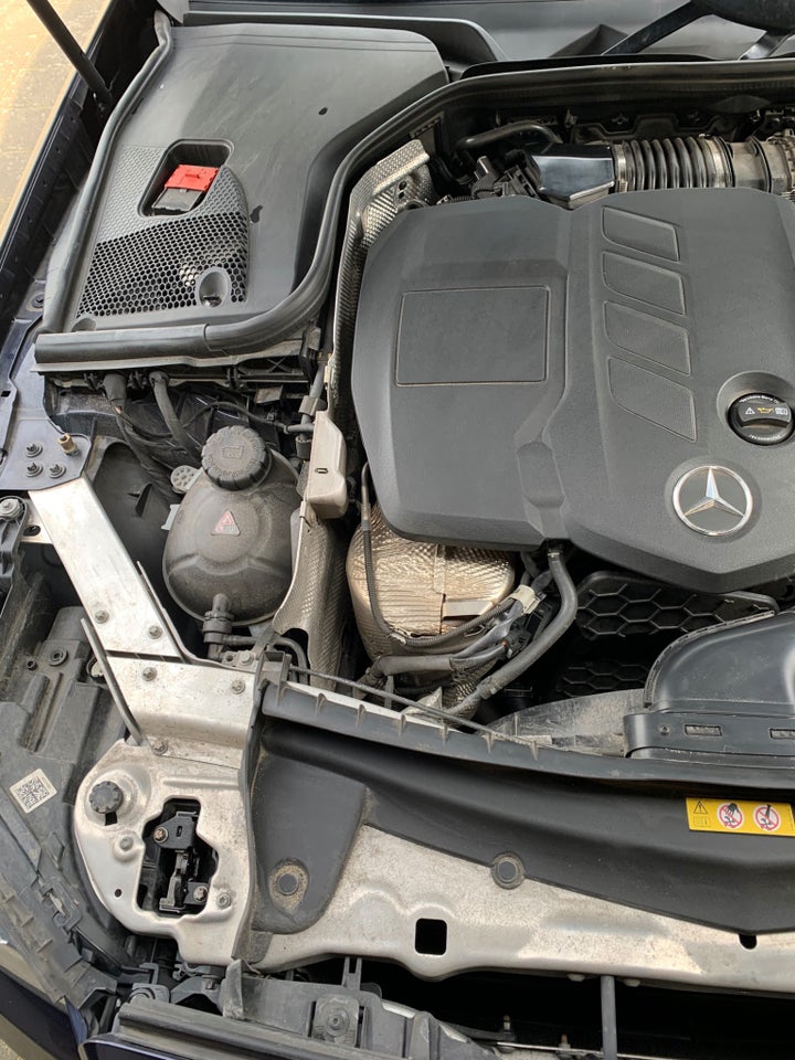 Mercedes E220 d 2,0 Avantgarde stc. aut. 5d