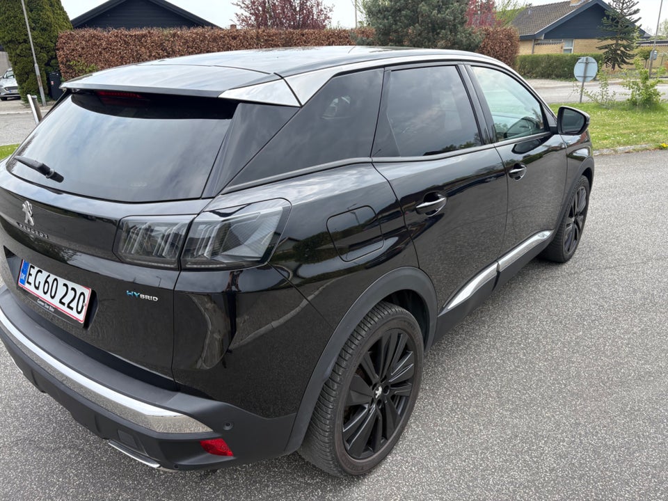 Peugeot 3008 1,6 Hybrid Allure Pack Limited EAT8 5d
