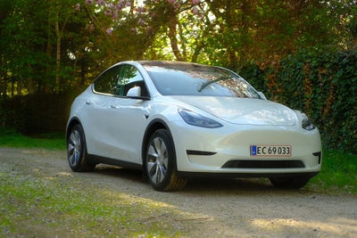 Tesla Model Y  Long Range RWD 5d