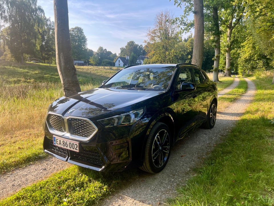 BMW iX2 eDrive20 Fully Charged 5d