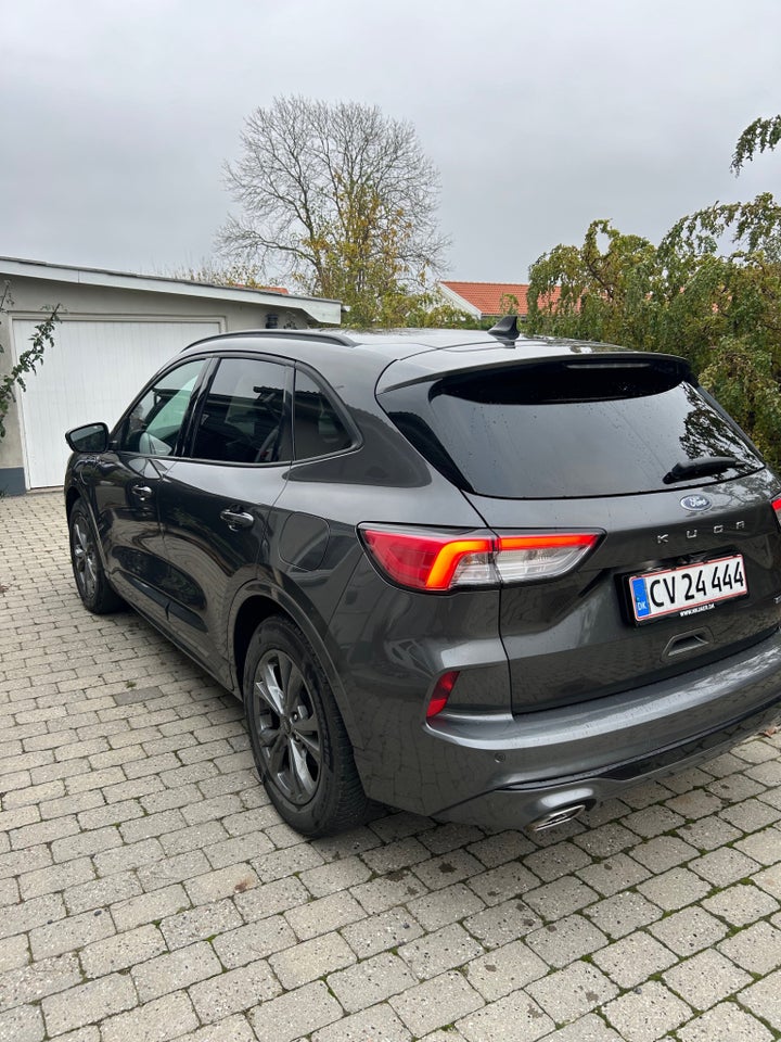 Ford Kuga 2,5 PHEV ST-Line X CVT 5d