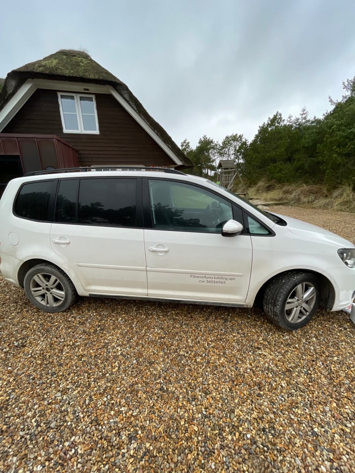 VW Touran 2,0 TDi 140 Highline DSG BMT Van 5d