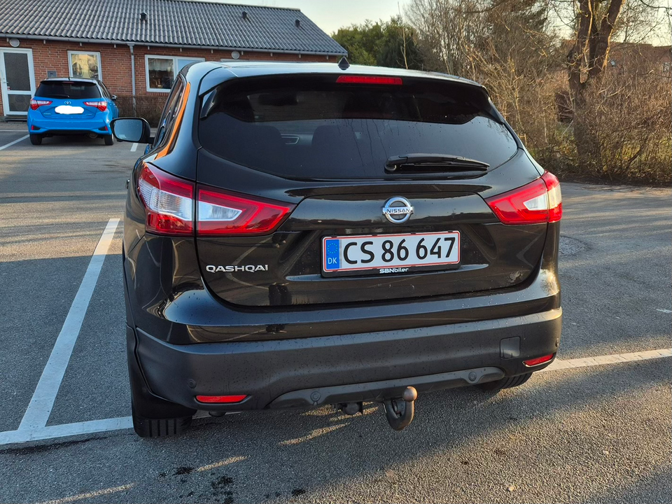 Nissan Qashqai 1,2 Dig-T 115 N-Connecta X-tr. 5d