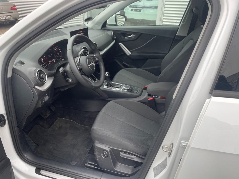 Audi Q2 35 TFSi Prestige S-tr. 5d
