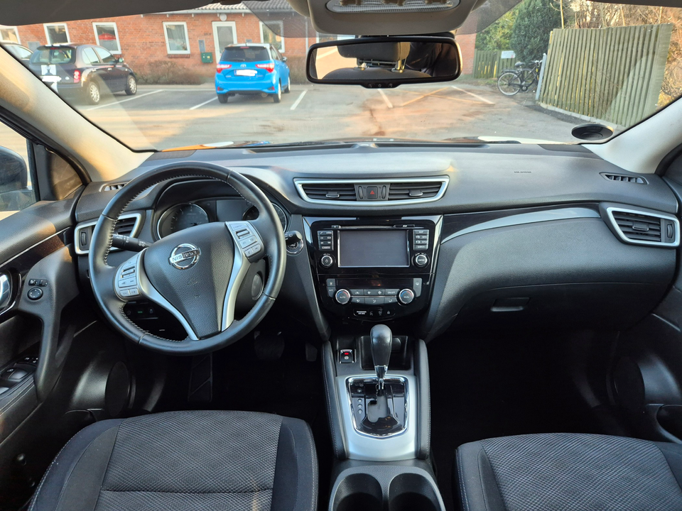 Nissan Qashqai 1,2 Dig-T 115 N-Connecta X-tr. 5d