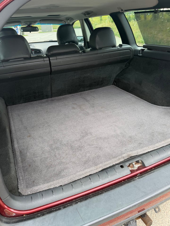 Volvo V70 2,3 T5 aut. 5d