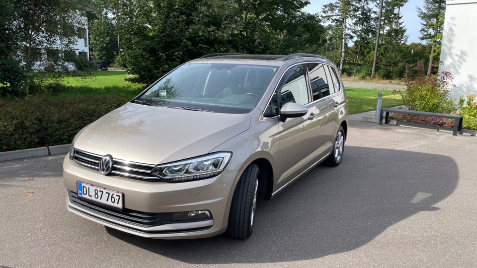 VW Touran 1,6 TDi 115 Comfortline R-line DSG 7prs 5d