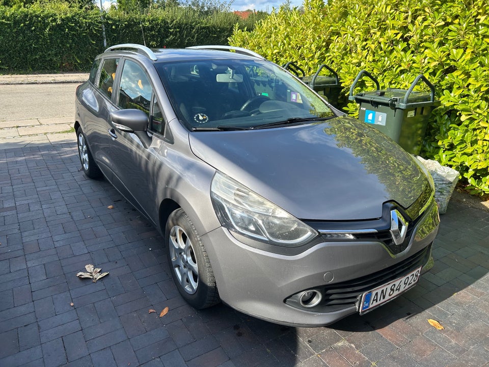 Renault Clio IV 0,9 TCe 90 Expression Sport Tourer 5d