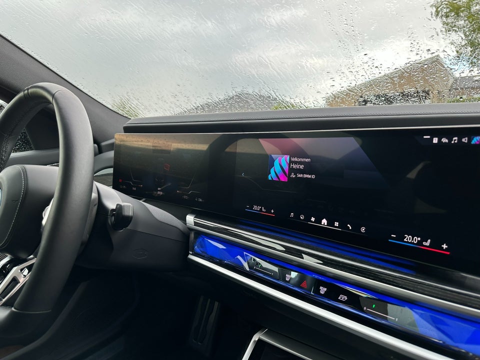 BMW i7 eDrive50 M-Sport 4d