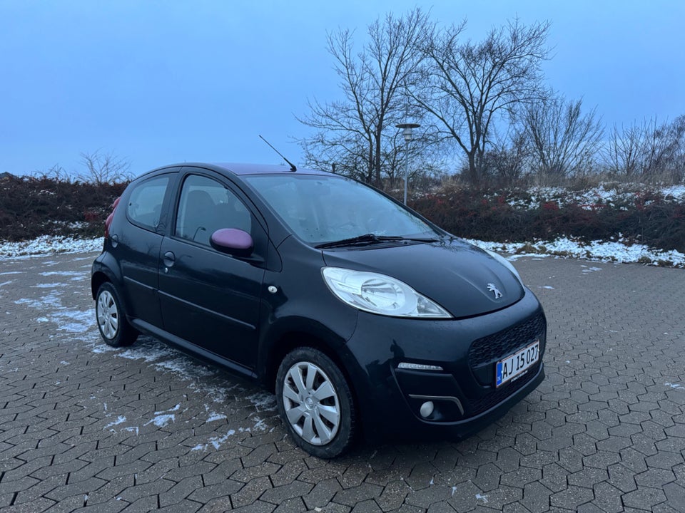 Peugeot 107 1,0 Sportium 5d