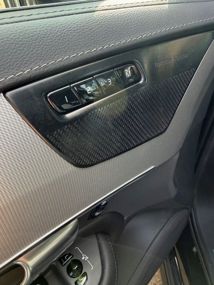 Volvo XC90 2,0 T8 ReCharge Ultimate Bright aut. AWD 7prs 5d