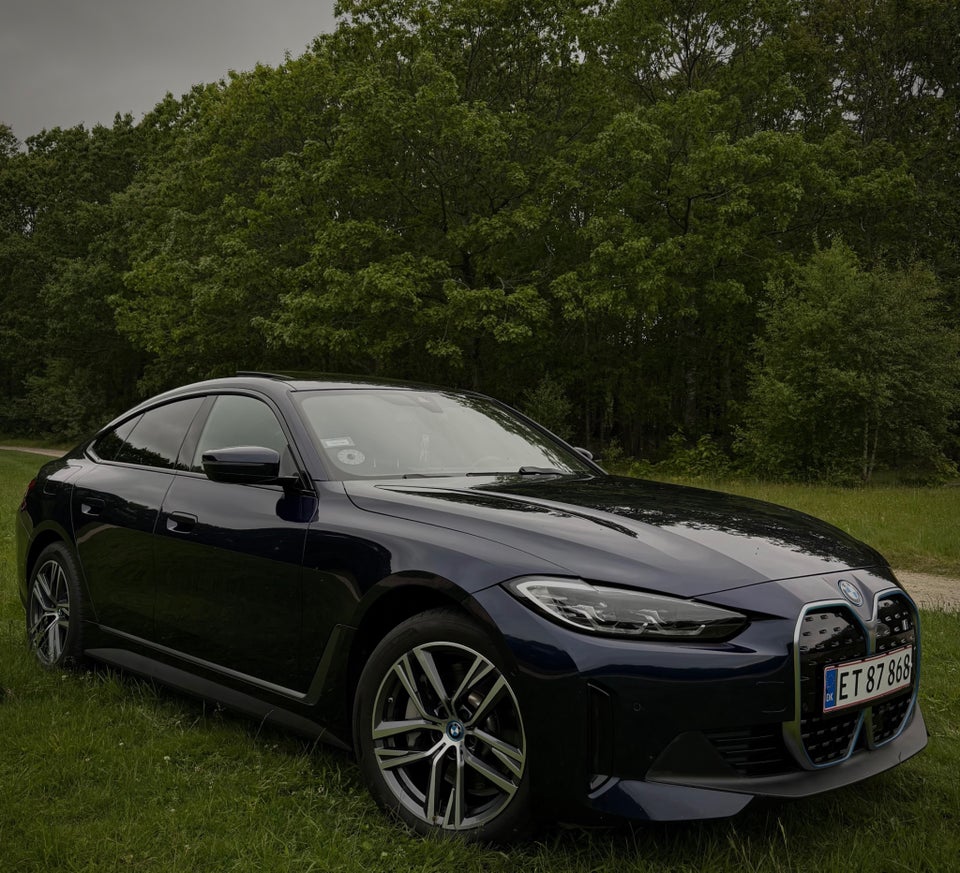 BMW i4 eDrive35 Charged 5d