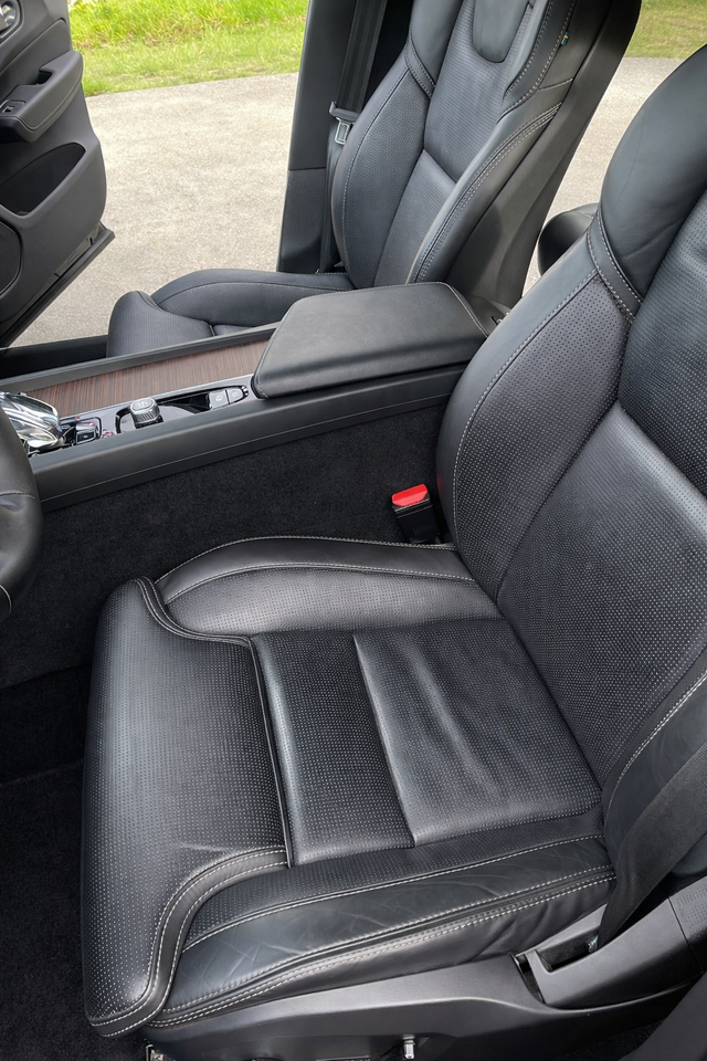 Volvo XC60 2,0 T6 ReCharge Ultimate Bright aut. AWD 5d