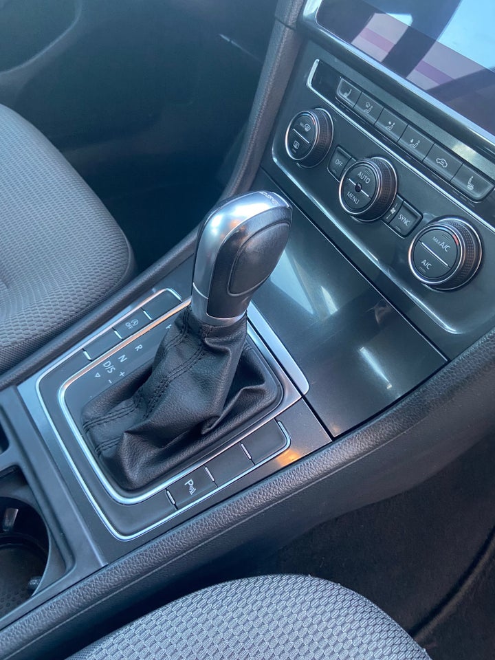 VW Golf VII 1,4 TSi 125 Comfortline Variant DSG 5d