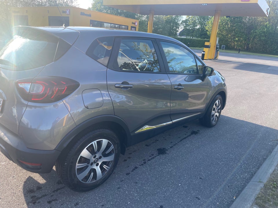 Renault Captur 1,5 dCi 90 Intens EDC 5d