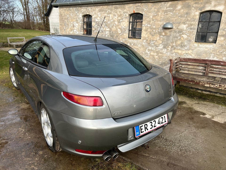 Alfa Romeo GT 3,2 V6 24V 3d
