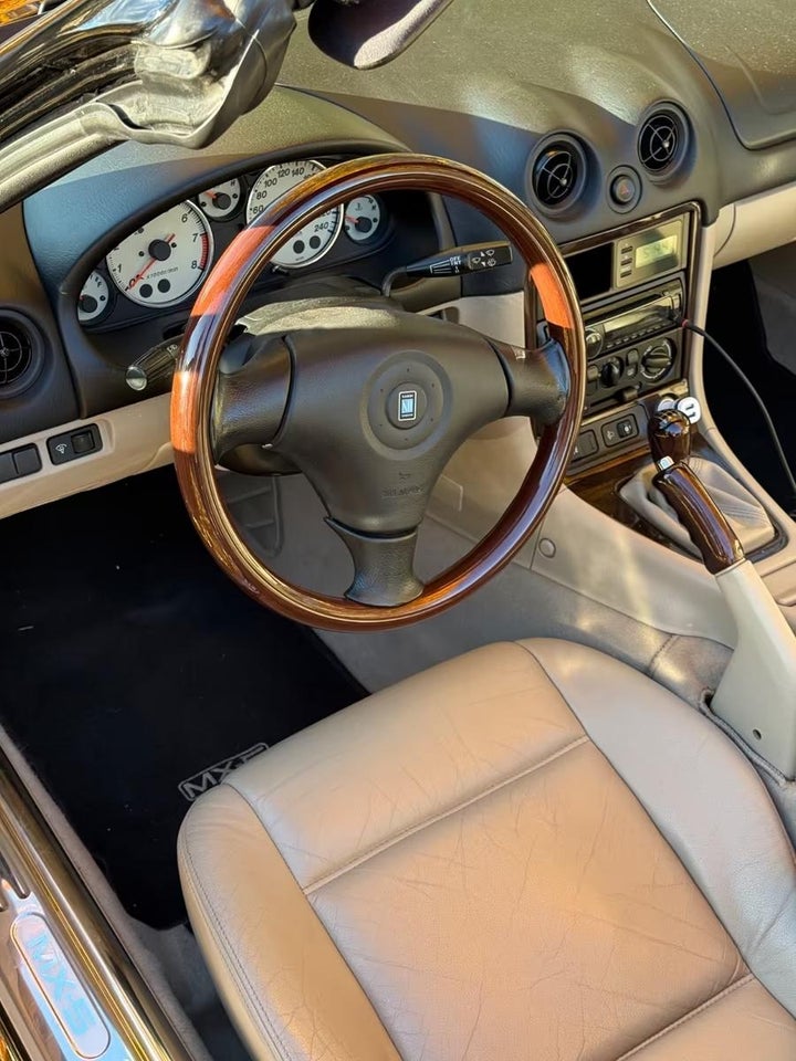 Mazda MX-5 1,8 Miracle 2d