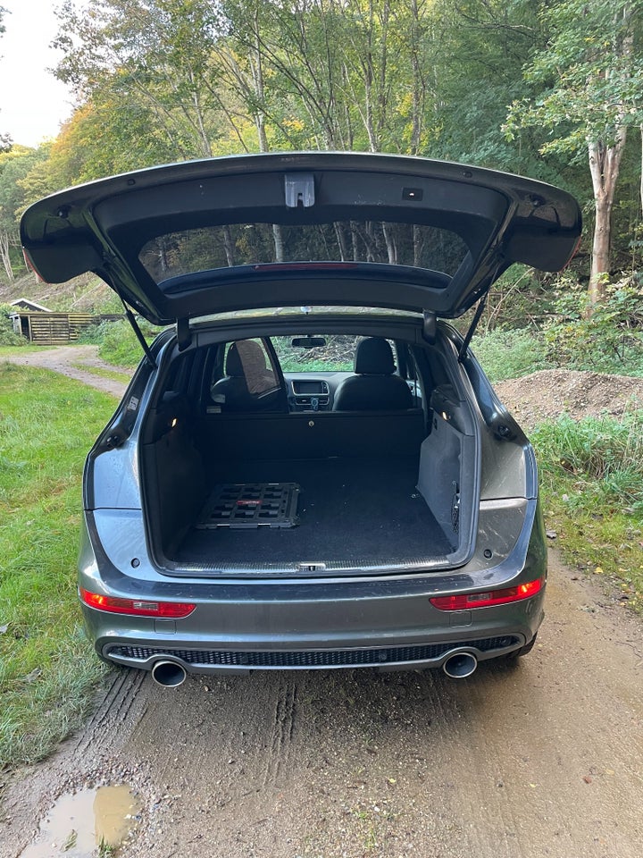 Audi Q5 3,0 TDi 240 S-line quattro S-tr. Van 5d