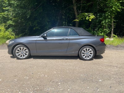BMW 220i 2,0 Cabriolet 2d