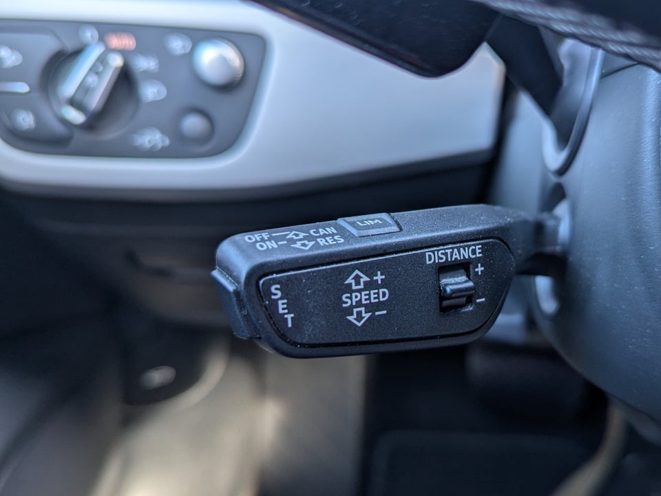 Audi A4 45 TDi Advanced plus Avant quattro Tiptr. 5d