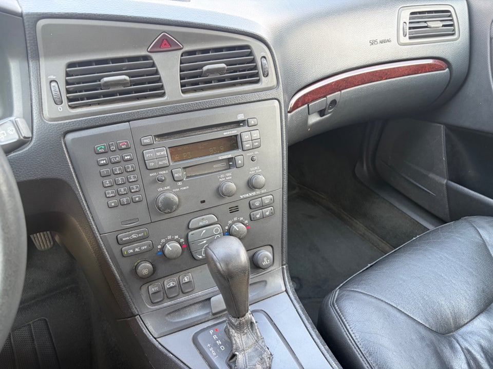 Volvo V70 2,4 T 200 aut. 5d