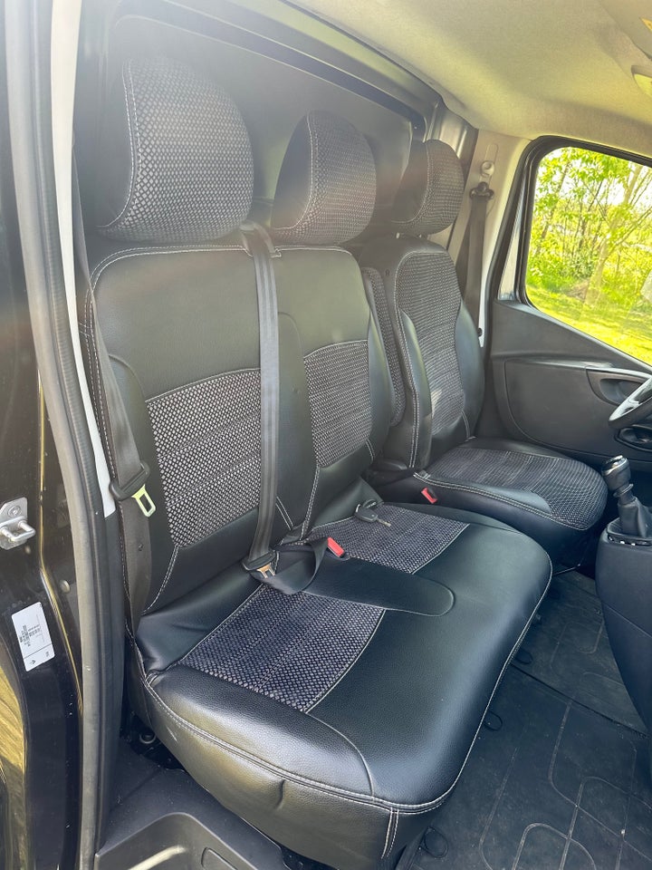 Renault Trafic T29 2,0 dCi 120 L2H1