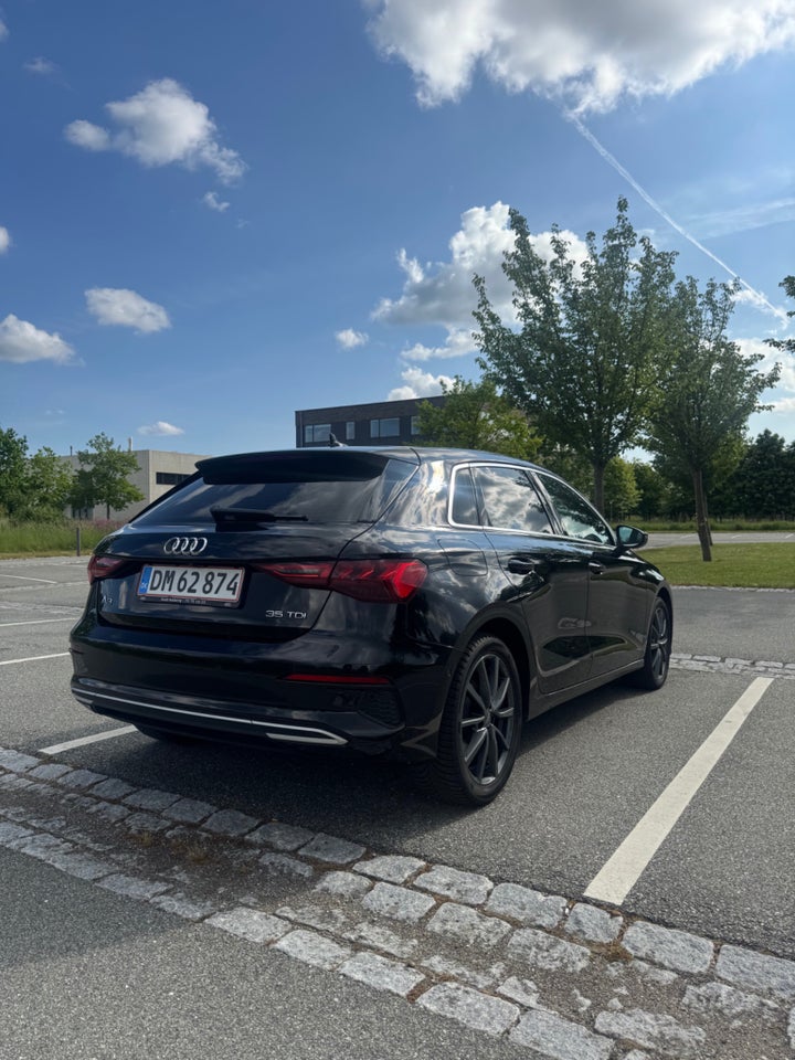 Audi A3 35 TDi S-line Sportback S-tr. 5d
