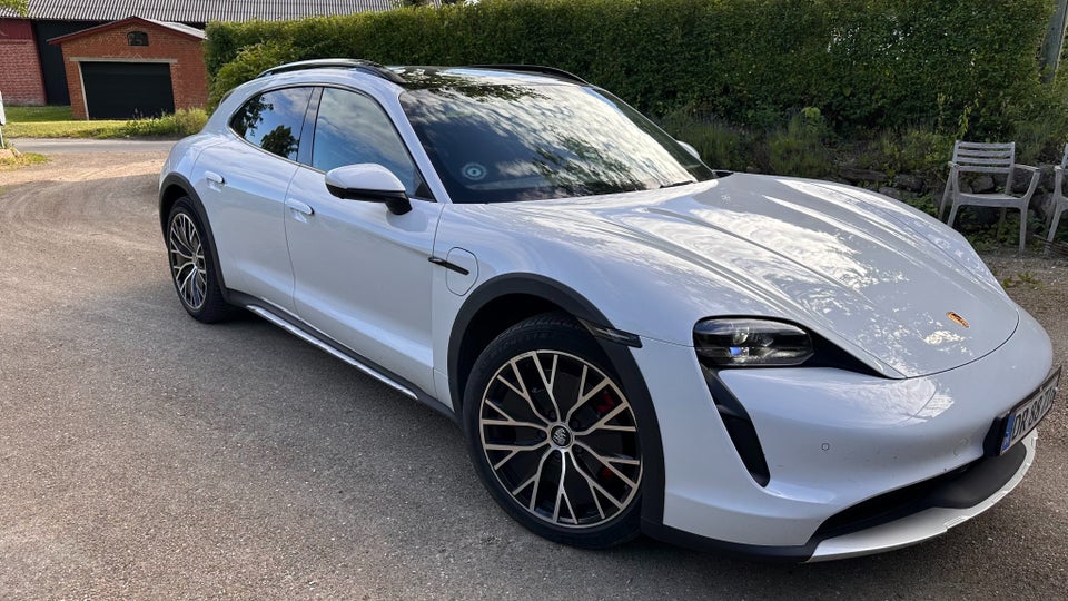 Porsche Taycan 4S Performance+ Cross Turismo 5d