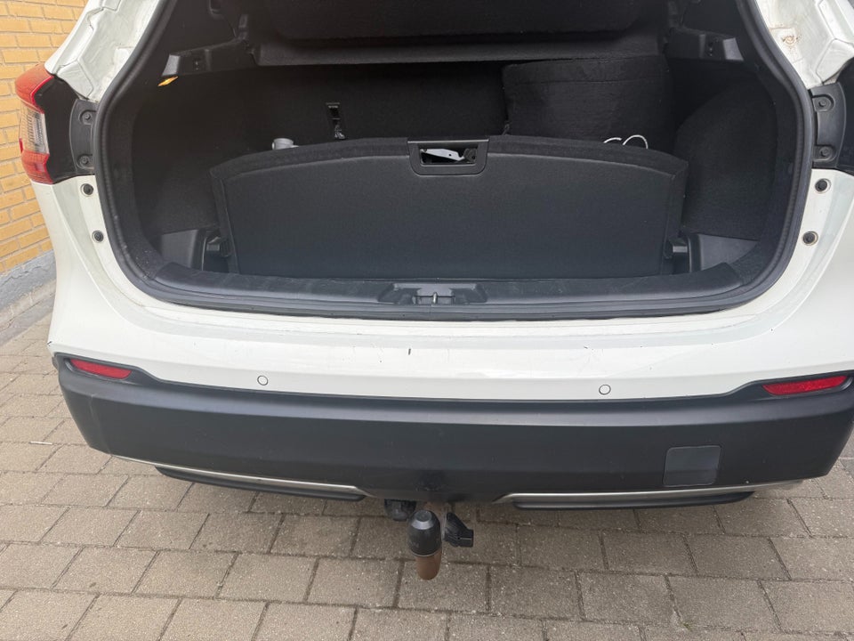 Nissan Qashqai 1,2 Dig-T 115 N-Connecta 5d