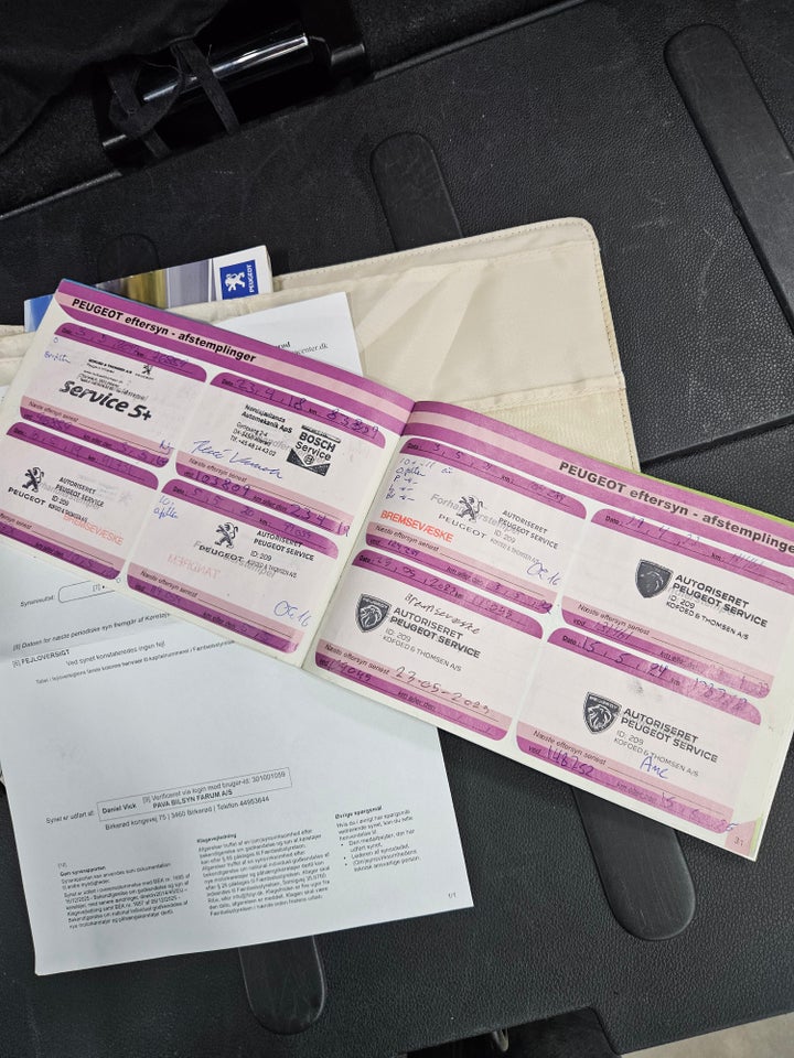 Peugeot 3008 1,6 HDi 110 Premium Cool 5d