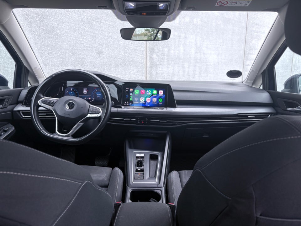 VW Golf VIII 1,4 eHybrid DSG 5d