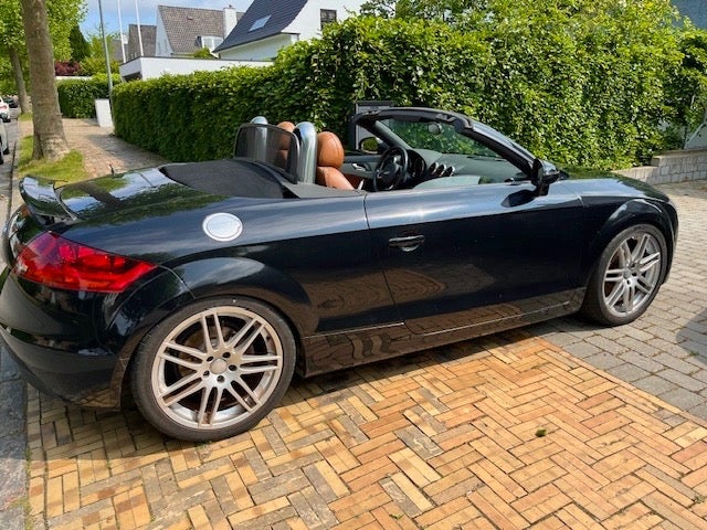Audi TT 2,0 TFSi Roadster 2d