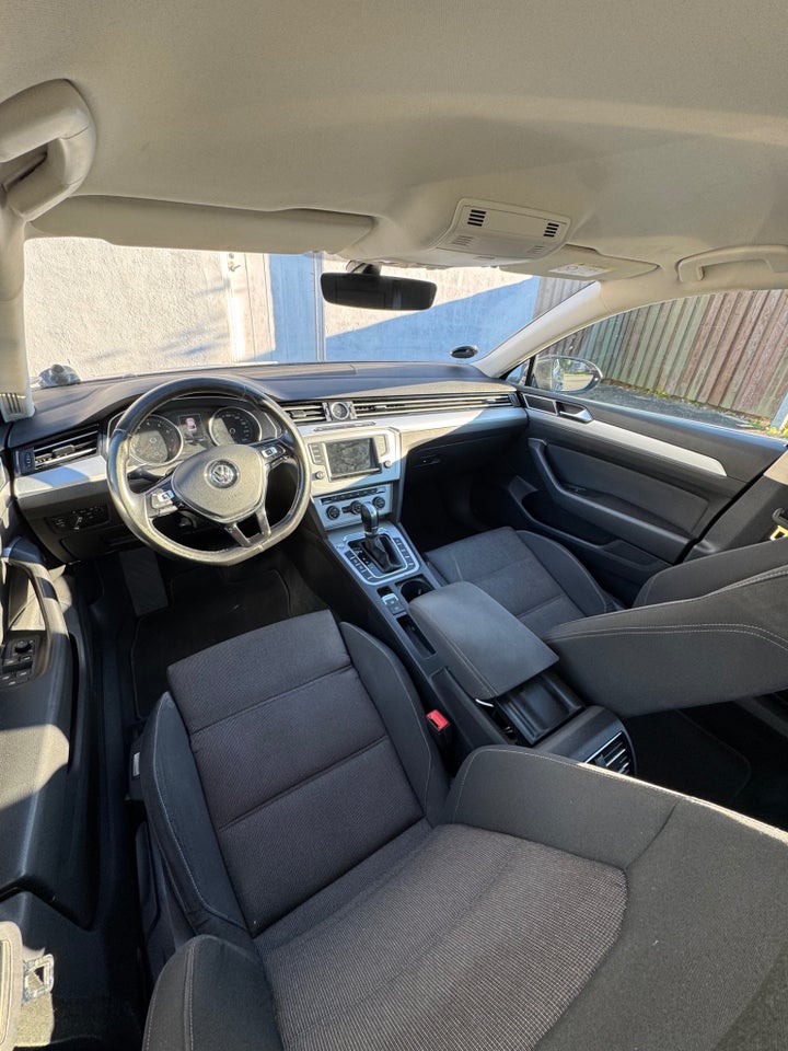 VW Passat 1,8 TSi 180 High+ Variant DSG 5d