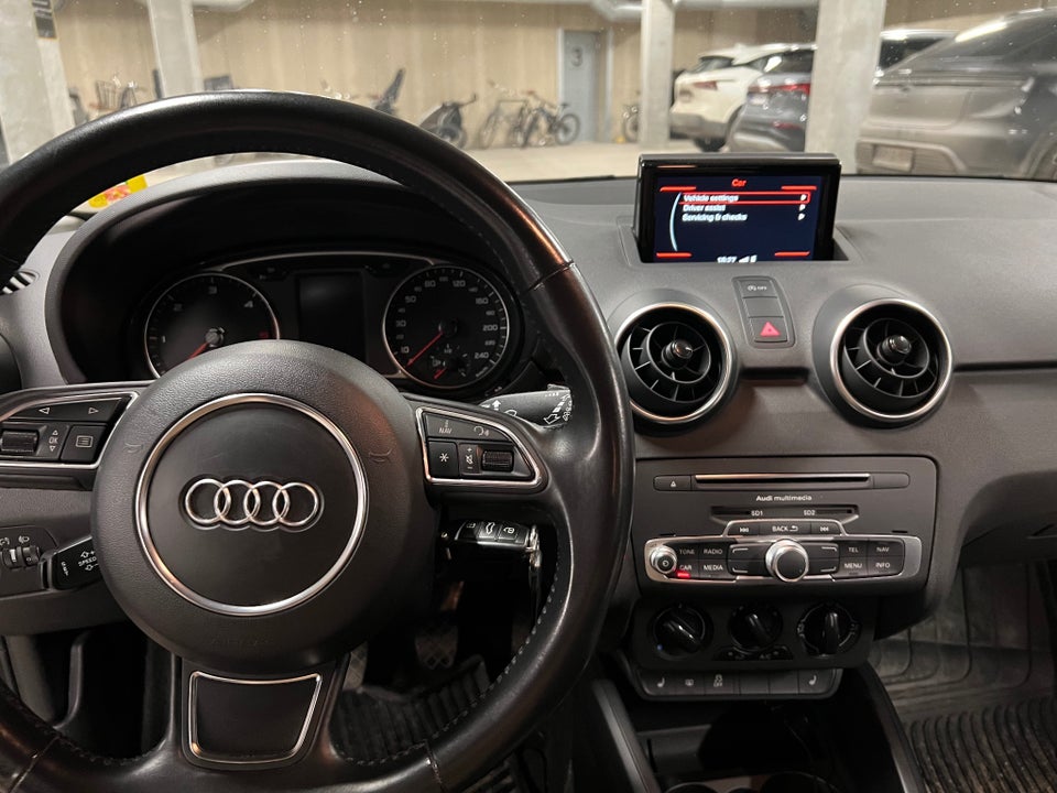 Audi A1 1,6 TDi 116 Sportback 5d